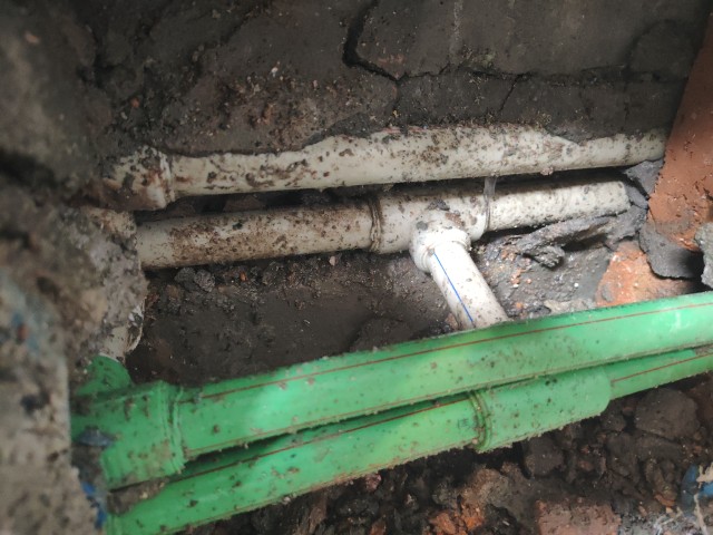 荔波本地消防水管漏水检测维修.客厅漏水检测维修